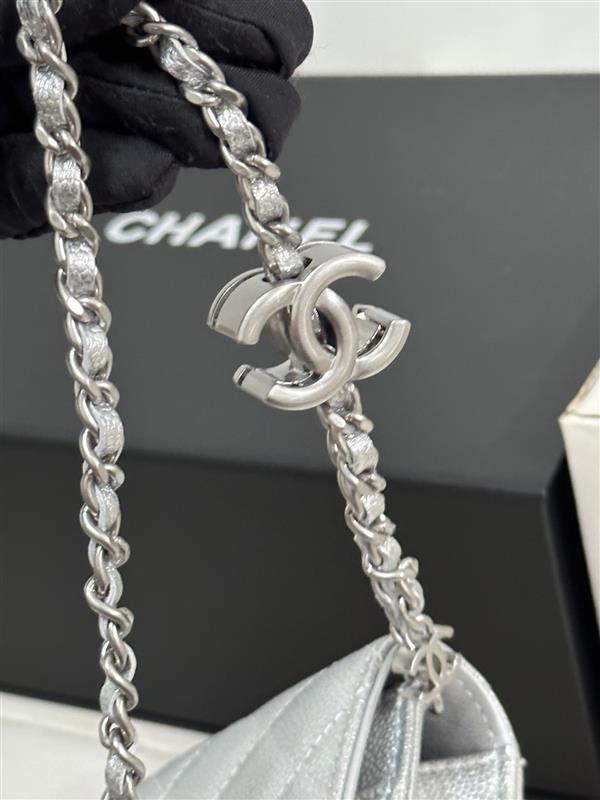 2026127205141934 700